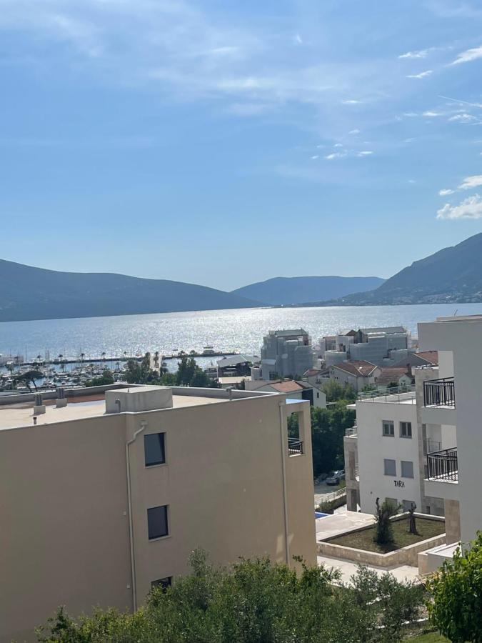 Apartman Iva Tivat Exterior foto